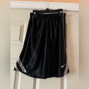 Boys Nike Shorts sz medium